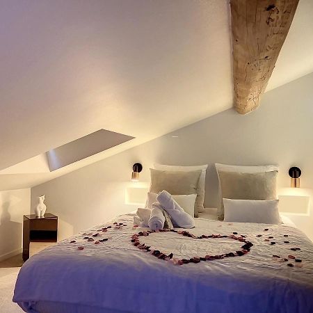 Cocon Blanc Calin Avec Jacuzzi Privatif - Loveroom Insolite Сент-Этьен Экстерьер фото